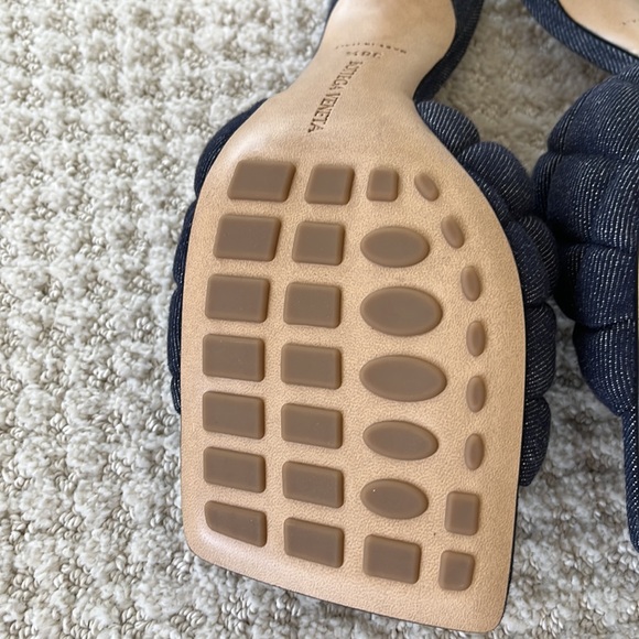 Bottega Veneta denim heel. NEVER WORN. No dust bag no box. Purchased in France. - Picture 5 of 7